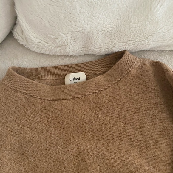 ❌SOLD❌Wilfred Tan Merino Wool Sweater - Picture 5 of 9